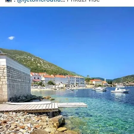 Beachfront Andrina Apartament