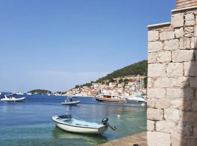 Beachfront Andrina *