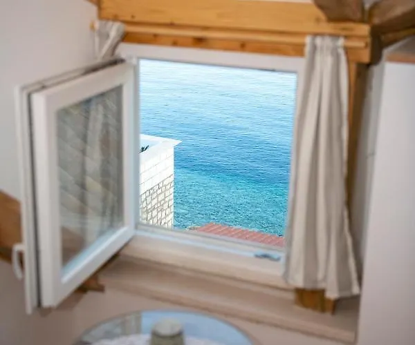 Beachfront Andrina Vis