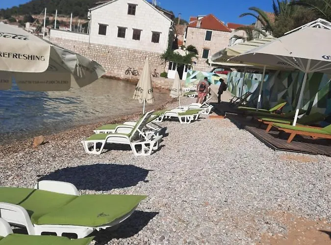 Beachfront Andrina Vis